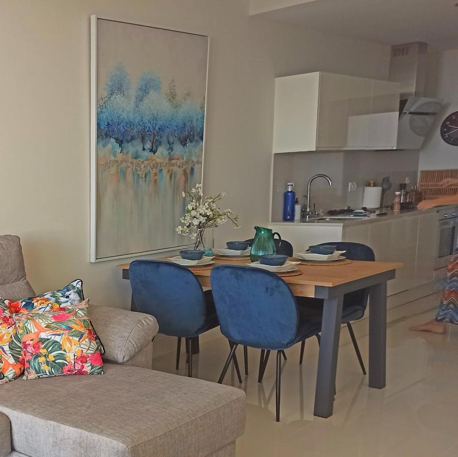 La Paloma Beach Apartment With Pool By Casa Del Sol Hr Manilva Luaran gambar