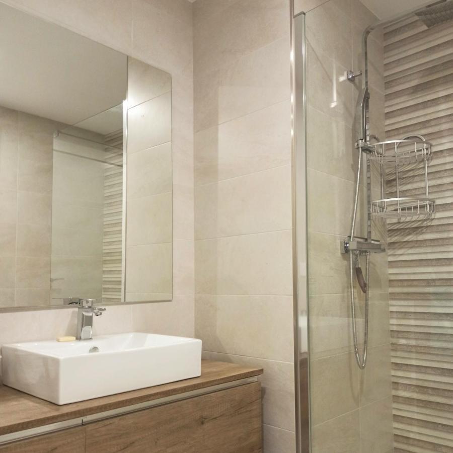La Paloma Beach Apartment With Pool By Casa Del Sol Hr Manilva Luaran gambar