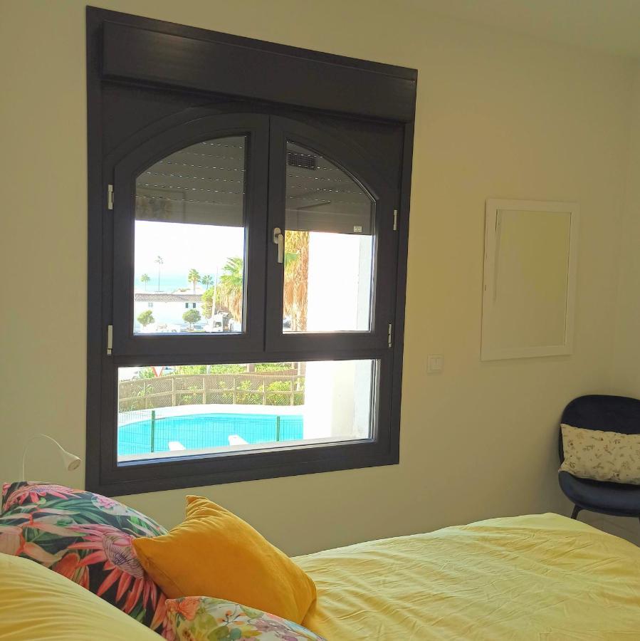 La Paloma Beach Apartment With Pool By Casa Del Sol Hr Manilva Luaran gambar
