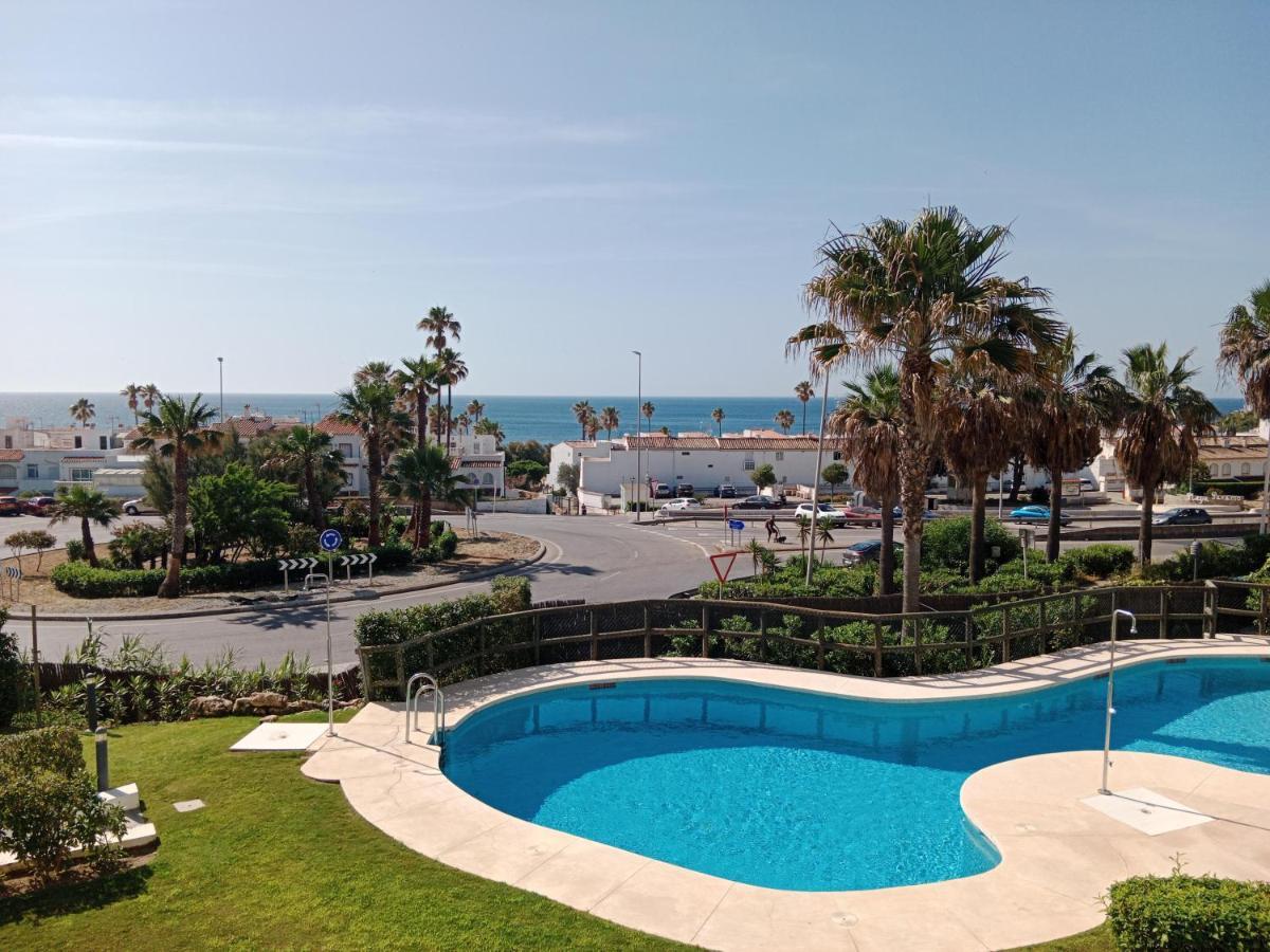 La Paloma Beach Apartment With Pool By Casa Del Sol Hr Manilva Luaran gambar