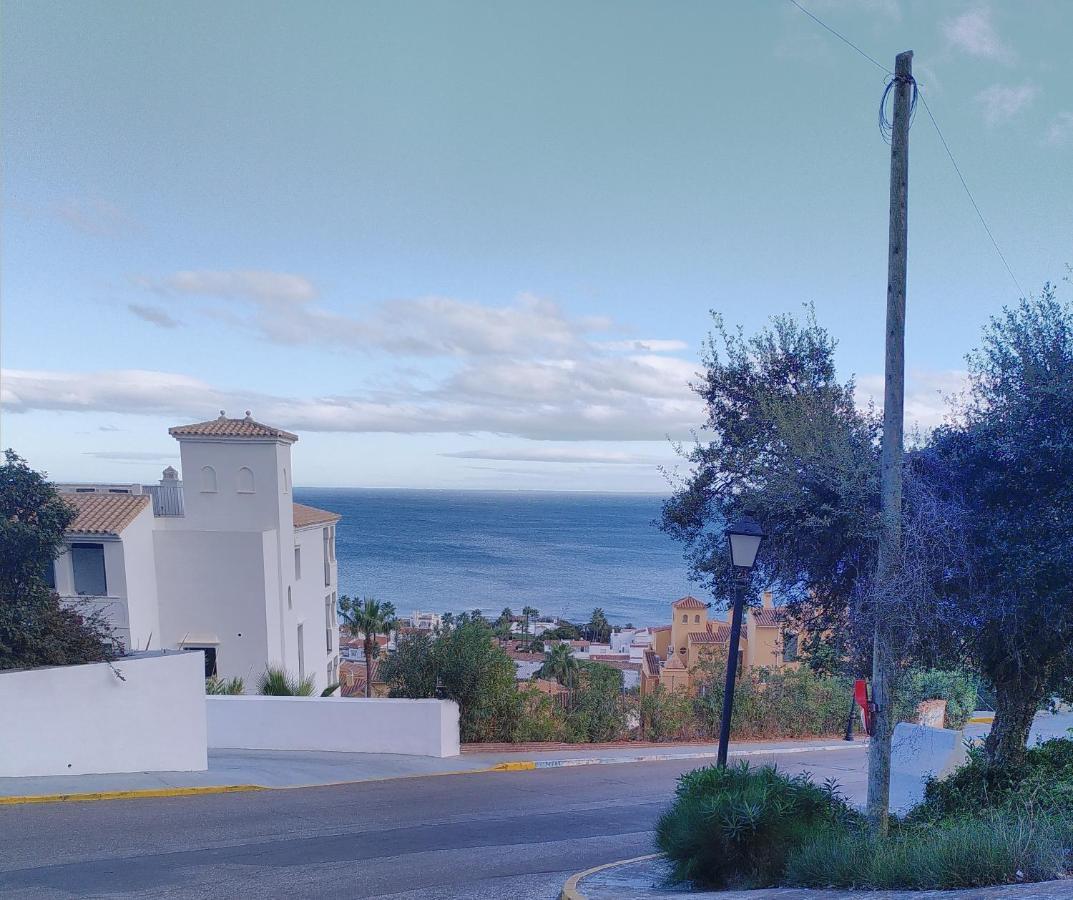 La Paloma Beach Apartment With Pool By Casa Del Sol Hr Manilva Luaran gambar
